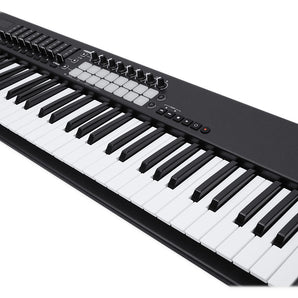 Novation LAUNCHKEY 61 MK2 MK11 61-Key USB/MIDI Controller Keyboard w/16 Pads