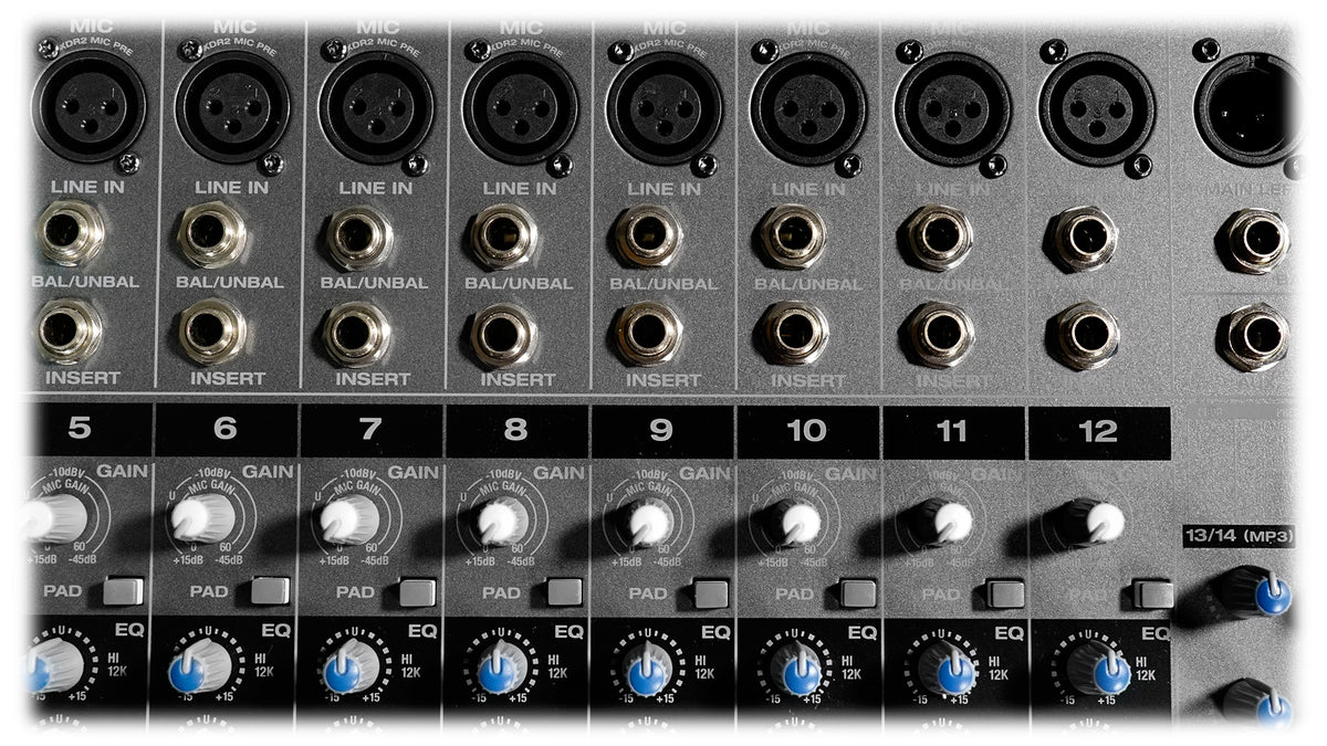 Rockville RPM1470 14 Channel 6000w Actived Mixer w/ USB/ Effects/14 XDR2 Mic Pres