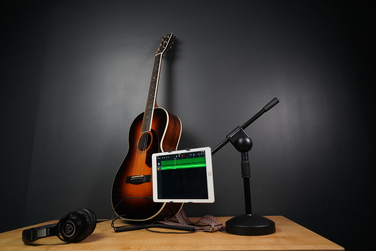 D112 MKII Kick Drum Mic with ATH-M40x Headphones and Stand