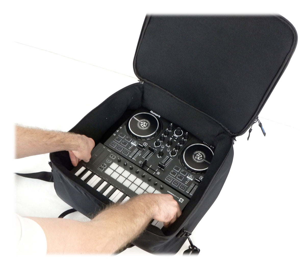 Rockville MB2020 DJ Gear Mixer Gig Bag Case 20.5" x 20.5" x 6"