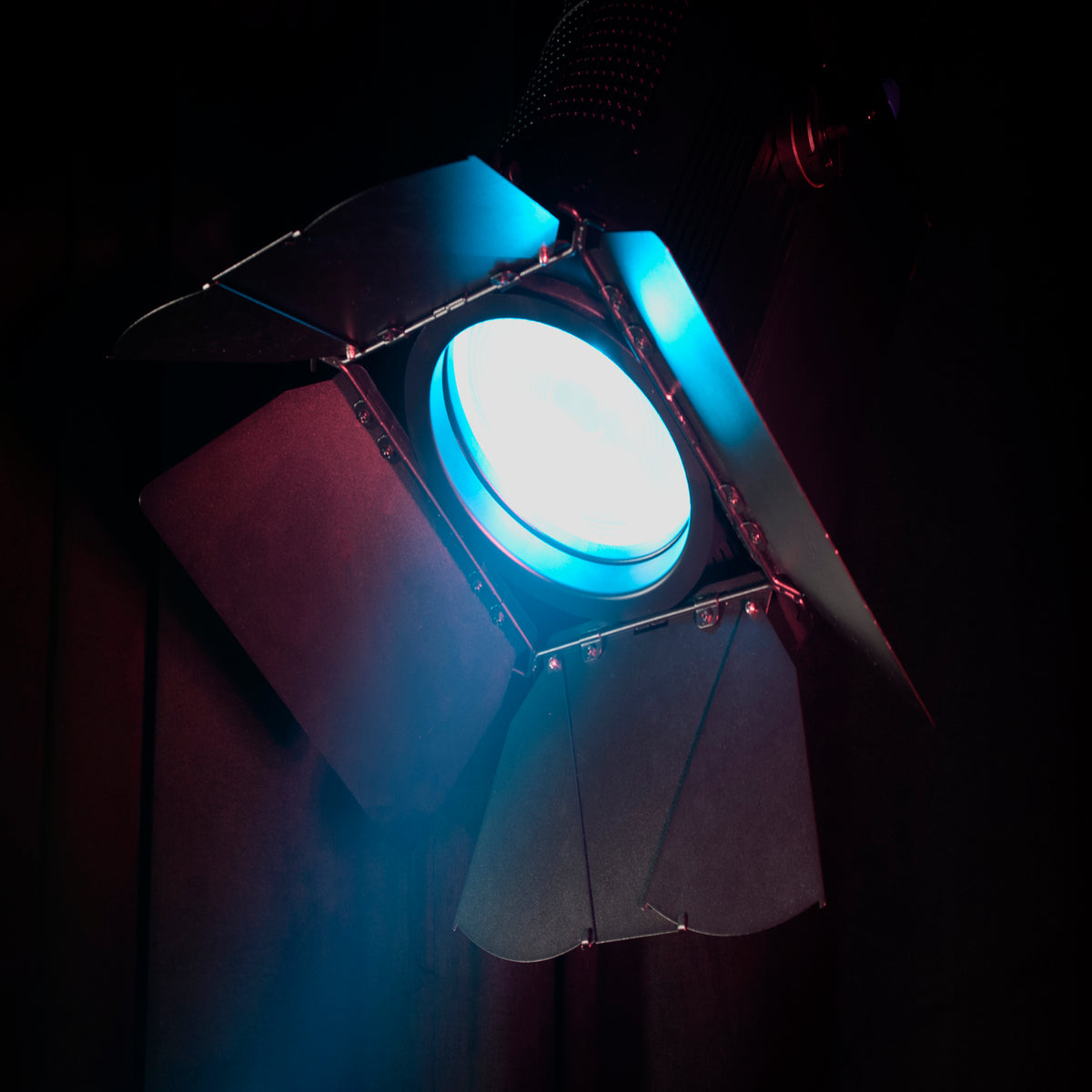 American DJ ADJ Encore FR Pro Color 400W RGBALC LED DMX Fresnel Beam Wash Light