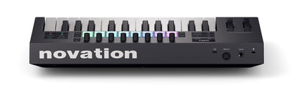 Launchkey 25 MK4 Keyboard Controller + AIR-BENCH Keyboard Bench