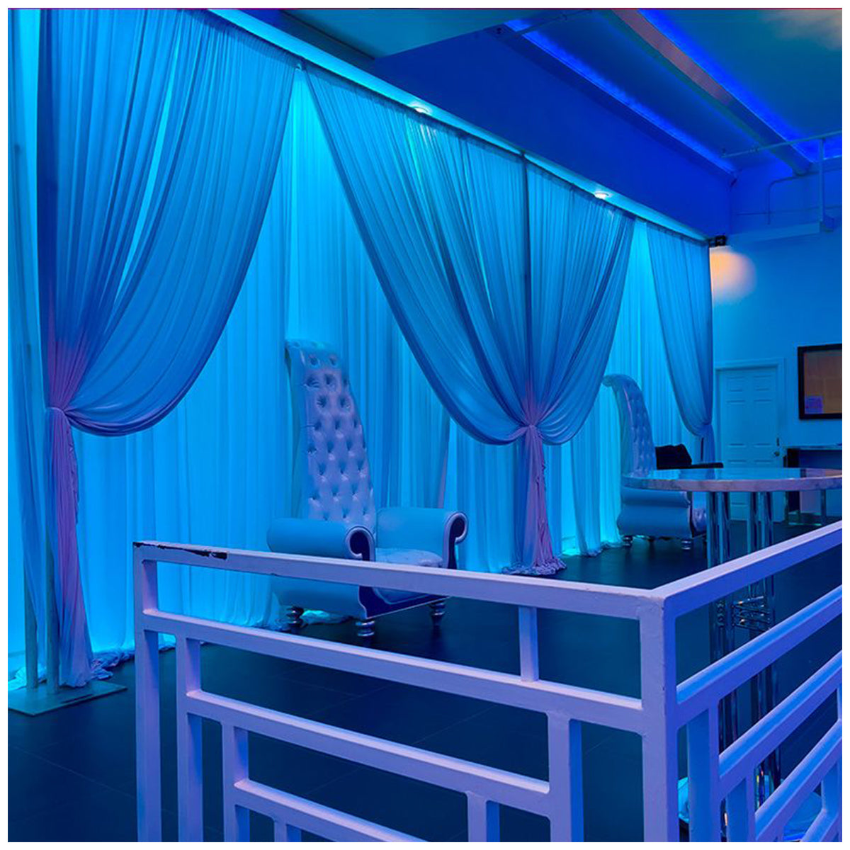 American DJ ADJ UBL6H IP20 6x20 Watt Led RGBAL Wash Light Strip Bar