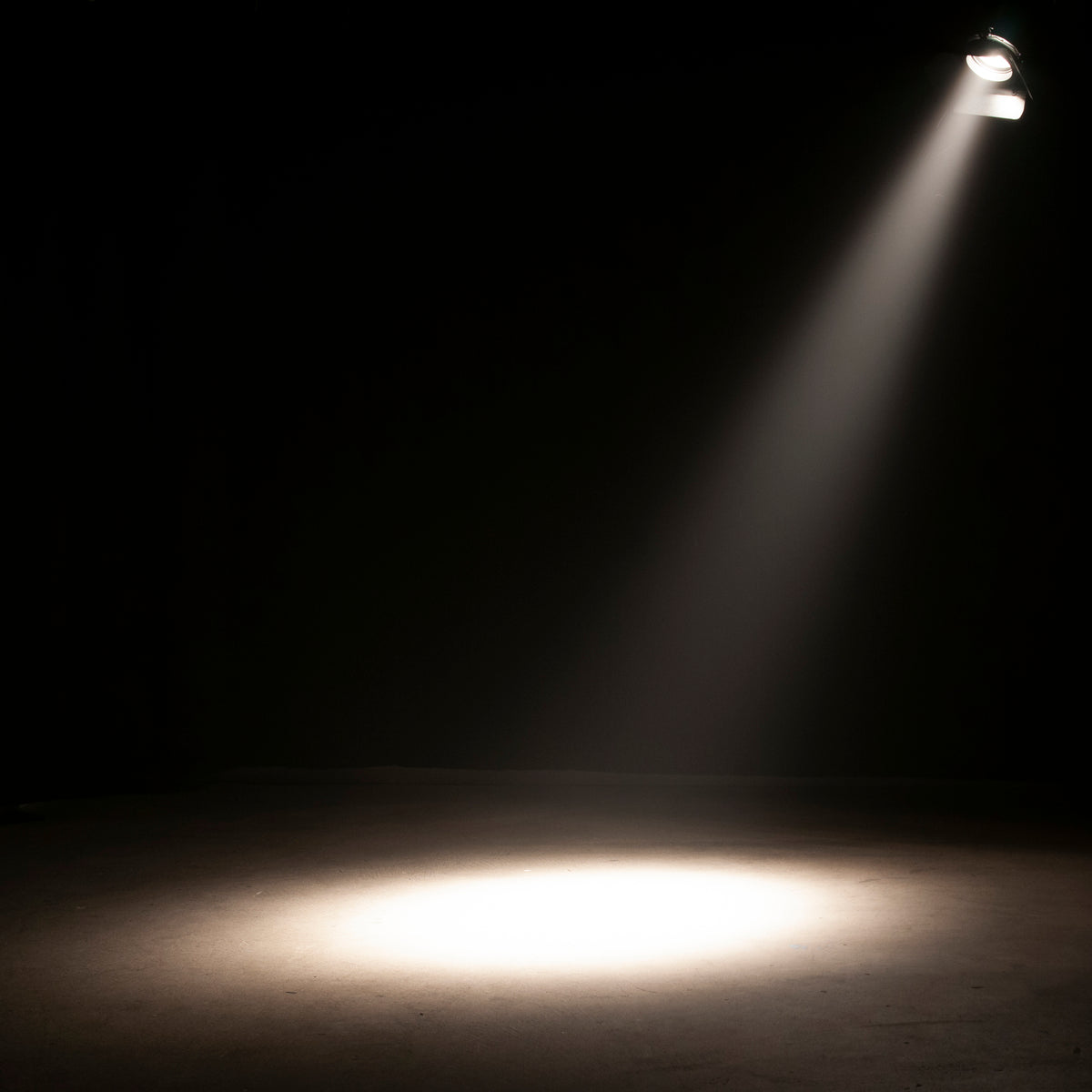 (2) American DJ ENCORE FR50Z 50W WW DMX Fresnel Beam Lights w/Barn Doors