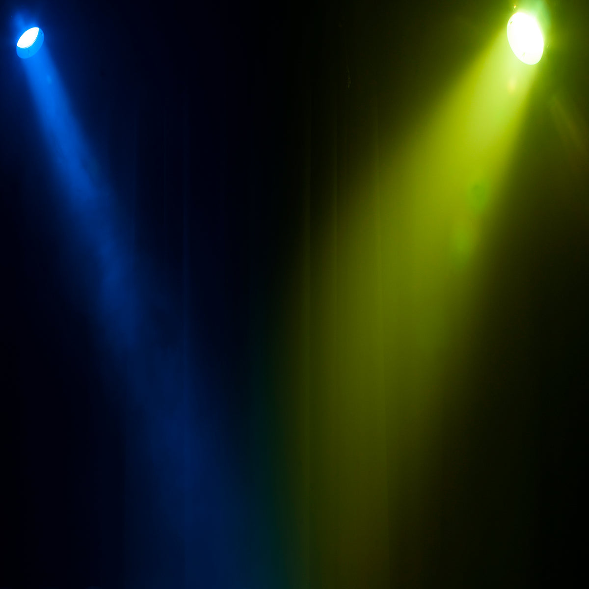 Focus Wash 400 RGBACL 400-Watt LED DMX Moving Head Wash Light