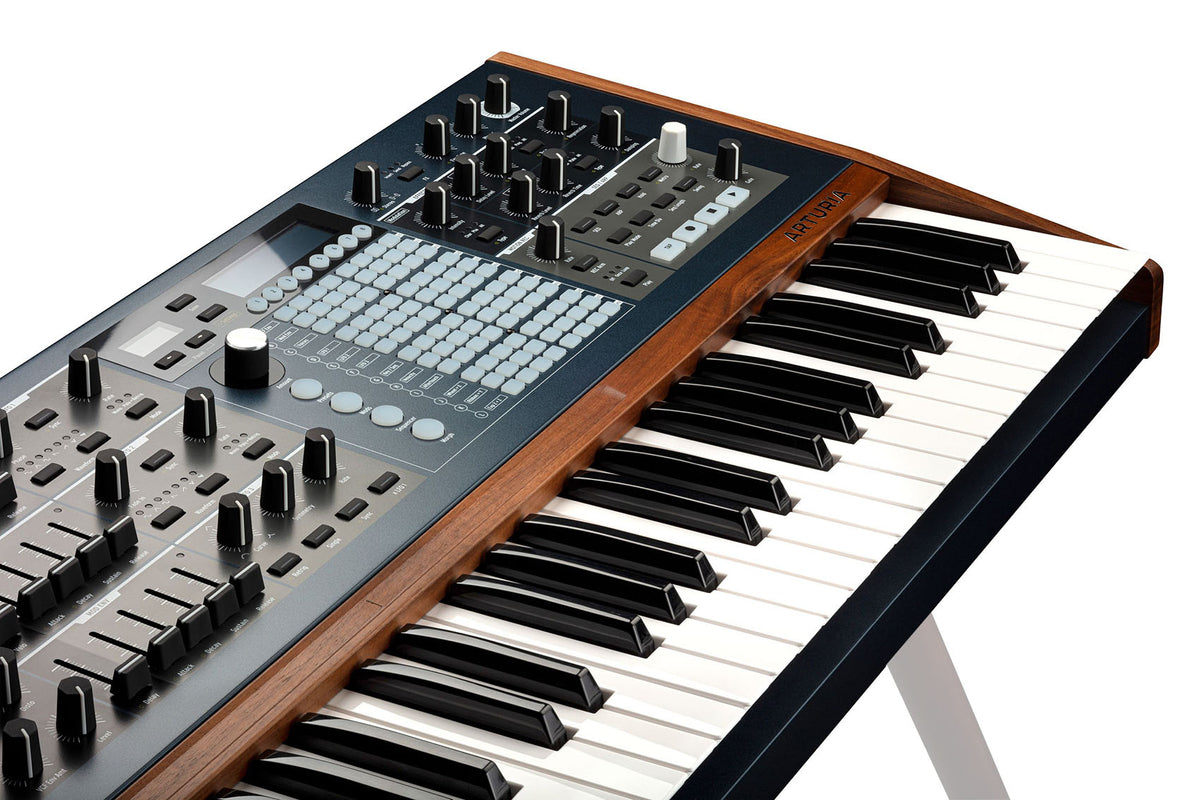 Polybrute USB MIDI 6-voice 61-Key Polyphonic Analog Morphing Synthesizer