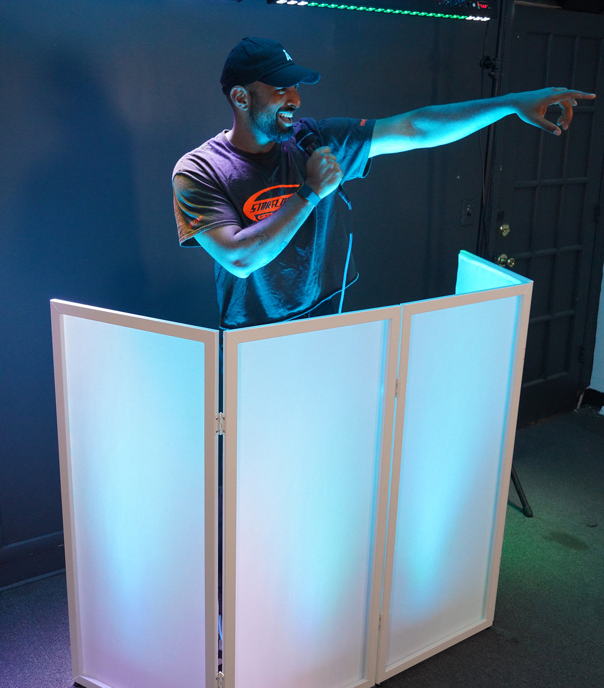 (2) EVS3 Vision Series LED Video Panels+White DJ Facade