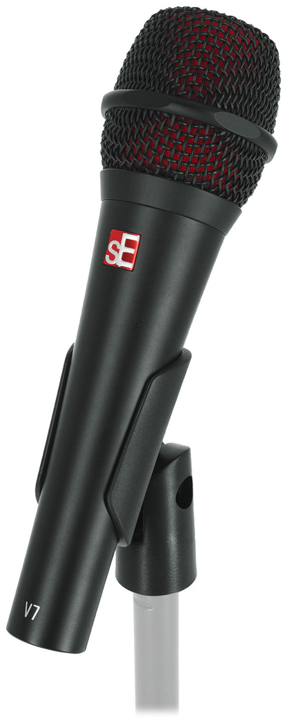 V7 BLACK