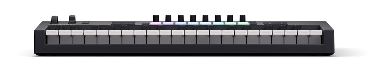 Launchkey 37 MK4 Keyboard Controller + AIR-BENCH Keyboard Bench
