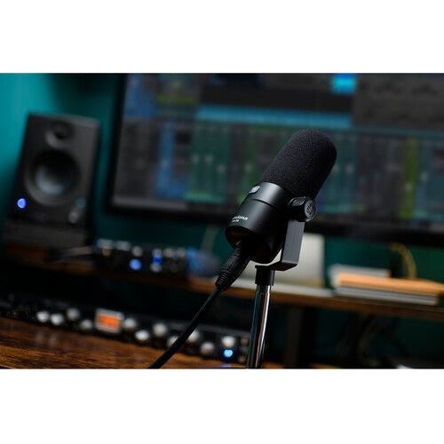 PD-70 Broadcast Microphone with 40 Inch Boom Arm