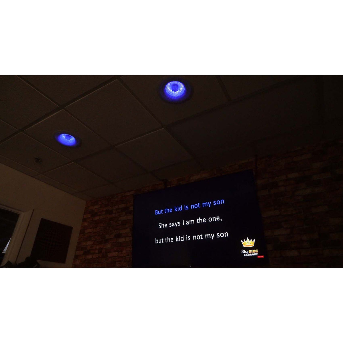 H12X500UBT 6-Zone Receiver + (12) 6.5 In Ceiling Speakers With Blue LED