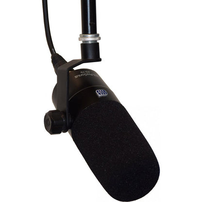 PD-70 Broadcast Microphone with Desktop Stand & Cable