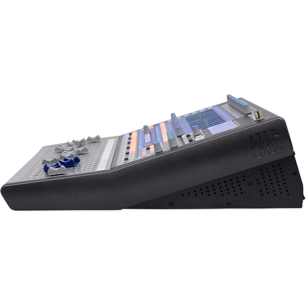 StudioLive 16.0.2 USB Mixer + (8) RMC-XLR Microphones + (15) XLR Cables