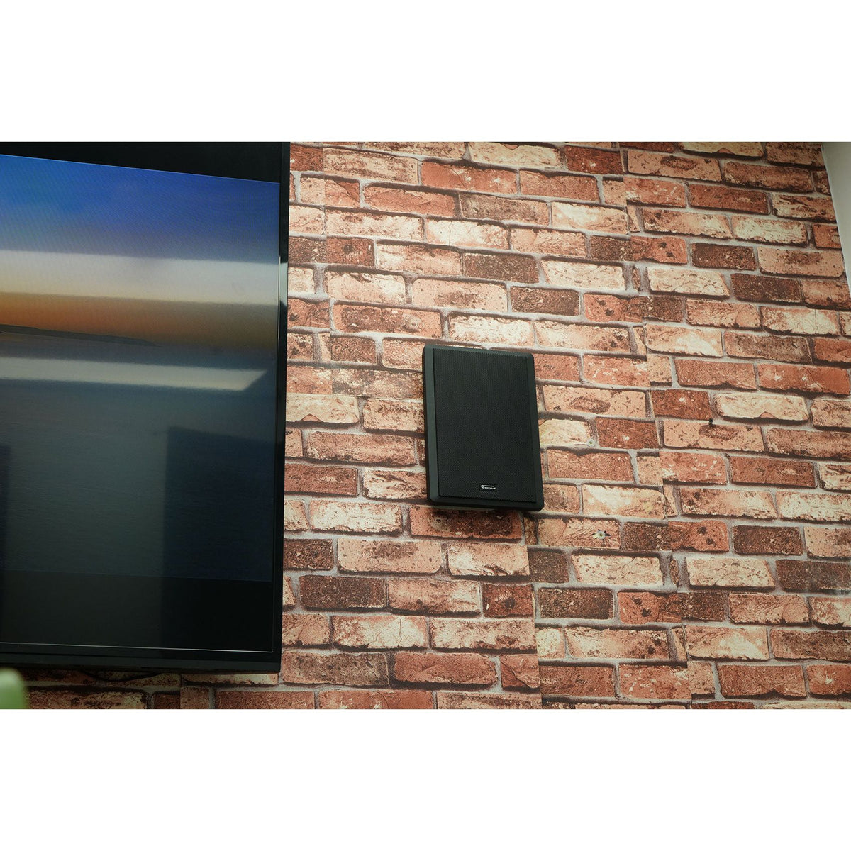 6-Zone Receiver with Black Cube and RockSlim Speaker Package